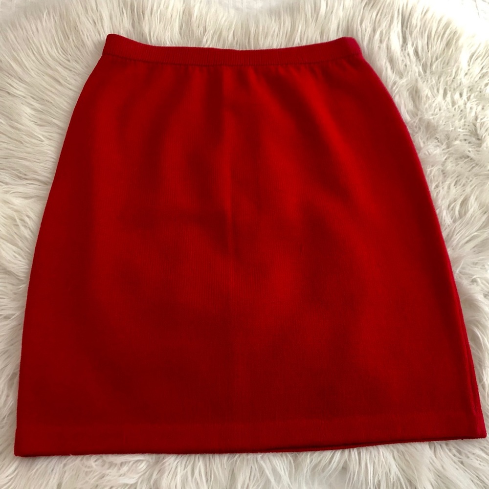 St. John Collection by Marie Gray red suit - Picture 4 of 5